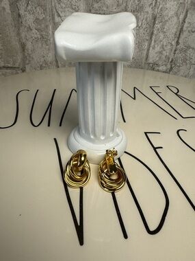 Gold Multi-Ring Drop Clip-On Earrings - Women Jewelry